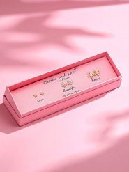 Created with Love 3-częściowy zestaw kolczyków-wkrętek "Rose" z cyrkoniami rozmiar: onesize. Czerwone kolczyki Created with Love, z cyrkonią, z mosiądzu. Za 56.99 zł.