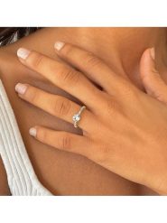 OR Carats Złoty pierścionek z diamentem i kamieniem szlachetnym rozmiar: 54. Żółte pierścionki OR Carats, z diamentem, złote. Za 1,043.99 zł.