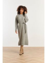 Smashed Lemon Sukienka dzianinowa w kolorze szarym rozmiar: L. Szare sukienki Smashed Lemon, na co dzień, l, bez wzorów, z dzianiny, bez kołnierzyka, bez ramiączek, midi, proste. Za 143.99 zł.