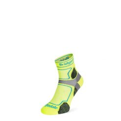 Skarpety do biegania Bridgedale Ultra Lt T2 Coolmax Sport 3/4 Crew. Żółte skarpety Bridgedale, bez wzorów. Za 74.99 zł.