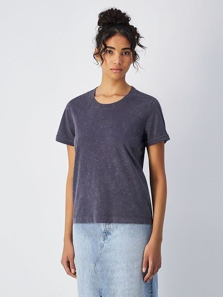 Champion Koszulka w kolorze antracytowym rozmiar: L. Czarne bluzki Champion, l, bez wzorów, z bawełny, bez kołnierzyka, bez ramiączek. Za 52.55 zł.