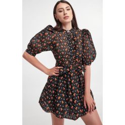 Bluzka Dolores CUSTOMMADE. Bluzki Custommade, s, bez wzorów, bez kołnierzyka, bez ramiączek. W wyprzedaży za 597.87 zł.