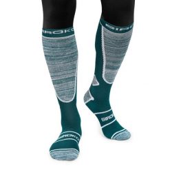 Skarpety narciarskie Sporty zimowe Siroko DAFFY Green Ducky. Niebieskie skarpety SIROKO, bez wzorów, z tkaniny. W wyprzedaży za 109.95 zł.