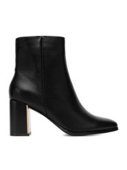DeeZee Botki 1626 Czarny. Czarne botki DeeZee, bez wzorów, z materiału, bez obcasa, na słupku, bez zapięcia. Za 229.99 zł.