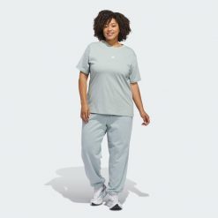 Koszulka Small Logo (Plus Size). Białe bluzki Adidas, plus size, bez wzorów, z bawełny, sportowe, bez kołnierzyka, plus size, bez ramiączek. Za 109.00 zł.