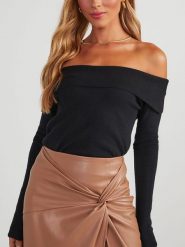 LA Angels Koszulka w kolorze czarnym rozmiar: XL. Czarne bluzki LA Angels, xl, bez wzorów, bez kołnierzyka, bez ramiączek. Za 90.69 zł.