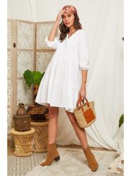 Lin Passion Lniana sukienka w kolorze białym rozmiar: 38/40. Białe sukienki Lin Passion, bez wzorów, ze lnu, klasyczne, bez kołnierzyka, bez ramiączek, mini. Za 173.99 zł.