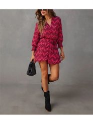 Milan Kiss Sukienka w kolorze czerwonym rozmiar: L. Czerwone sukienki Milan Kiss, na co dzień, l, bez wzorów, bez kołnierzyka, bez ramiączek, mini, proste. Za 152.99 zł.