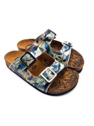 Calceo Klapki w kolorze niebieskim ze wzorem rozmiar: 38. Niebieskie klapki Calceo, bez wzorów, z materiału, z otwartym noskiem, bez obcasa. Za 130.99 zł.