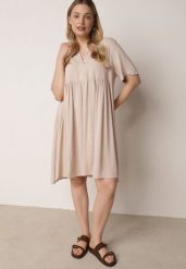 Beżowa Rozkloszowana Sukienka w Koszulowym Stylu z Bawełny Normae. Brązowe sukienki Born2be, do pracy, l, bez wzorów, z bawełny, biznesowe, bez kołnierzyka, bez ramiączek, midi, koszulowe. Za 89.99 zł.