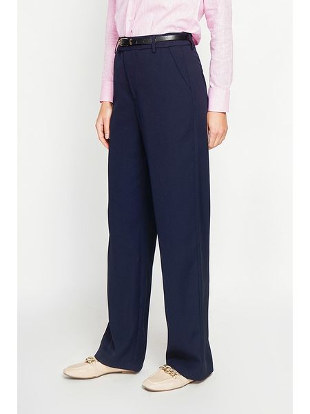 ASSUILI Spodnie chino w kolorze granatowym rozmiar: 38. Niebieskie spodnie materiałowe Assuili, bez wzorów, z standardowym stanem. Za 148.96 zł.