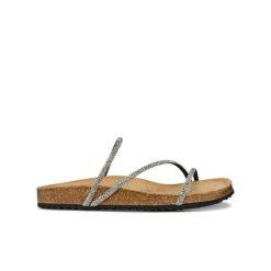 Klapki damskie Geox Brionia. Czarne klapki Converse, bez wzorów, bez obcasa. Za 349.50 zł.