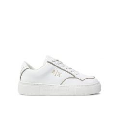 Kapcie ARMANI EXCHANGE XDX160 XV888 Biały. Białe obuwie domowe Armani Exchange, bez wzorów, z syntetyku, bez zapięcia. Za 496.99 zł.
