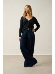 AUTHENTIC CASHMERE Kaszmirowy kardigan "Chalais" w kolorze czarnym rozmiar: M. Czarne kardigany AUTHENTIC CASHMERE, m, bez wzorów, z kaszmiru. Za 347.99 zł.