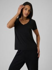 4F T-shirt regular z modalem damski - czarny L. Czarne t-shirty 4f, l, bez wzorów, z dzianiny, bez kołnierzyka, bez ramiączek. Za 79.99 zł.