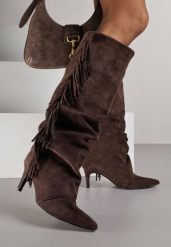 Brązowe Marszczone Kozaki z Imitacji Zamszu na Niskiej Szpilce z Frędzlami Linonra. Brązowe kozaki Born2be, na zimę, z jeansu, bez obcasa, na obcasie, bez zapięcia. Za 189.99 zł.
