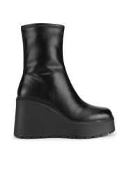 DeeZee Botki HY60195-1 Czarny. Czarne botki DeeZee, bez wzorów, ze skóry, bez obcasa, na koturnie, bez zapięcia. Za 199.99 zł.