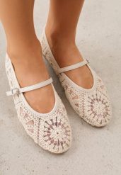 Beżowe Siateczkowe Balerinki Boho z Paskiem z Klamerką Zdobione Plecionką Calironei. Brązowe baleriny Born2be, z aplikacjami, z jeansu, bez obcasa. Za 89.99 zł.