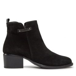 Botki Tamaris. Czarne botki Tamaris, bez wzorów, bez obcasa, na słupku, bez zapięcia. Za 479.99 zł.