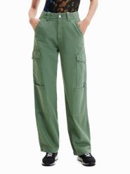 Desigual Spodnie materiałowe Sedal 23SWPN03 Zielony Regular Fit. Zielone spodnie materiałowe Desigual, bez wzorów, z bawełny. Za 199.99 zł.