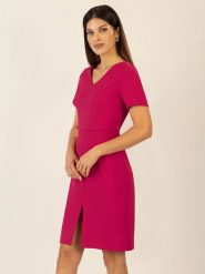 APART Sukienka w kolorze różowym rozmiar: 44. Różowe sukienki Apart, bez wzorów, bez kołnierzyka, bez ramiączek, mini. Za 223.99 zł.