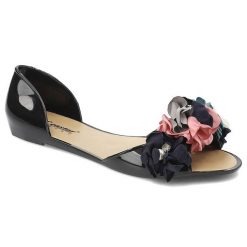 Czarne Sandały Seastar Blue Modne Obuwie Damskie. Czarne sandały Seastar Blue, z aplikacjami, z lakierowanej skóry, eleganckie, bez obcasa, na obcasie, bez zapięcia. Za 59.99 zł.