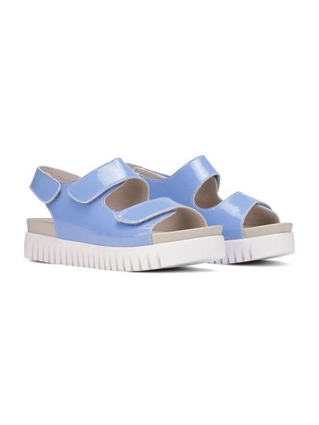 Ilse Jacobsen Sandały w kolorze błękitnym rozmiar: 36. Niebieskie sandały Ilse Jacobsen, bez wzorów, klasyczne, z otwartym noskiem, bez obcasa, bez zapięcia. Za 52.30 zł.