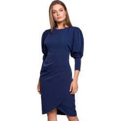 Stylove Sukienka w kolorze granatowym rozmiar: XL. Niebieskie sukienki Stylove, xl, bez wzorów, bez kołnierzyka, bez ramiączek, midi. Za 157.99 zł.