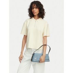 Torebka Karl Lagerfeld Jeans. Niebieskie torebki klasyczne Karl Lagerfeld Jeans, bez wzorów, z jeansu, bez dodatków. Za 709.99 zł.