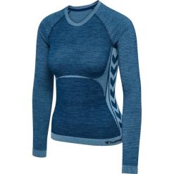 Damska dopasowana koszulka z długim rękawem bez szwów Hummel Clea. Niebieskie bluzki Hummel, bez wzorów, sportowe, bez kołnierzyka, bez ramiączek. Za 266.50 zł.
