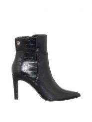 Liu Jo Botki w kolorze czarnym rozmiar: 39. Czarne botki Liu Jo, bez wzorów, z materiału, bez obcasa, na szpilce, bez zapięcia. Za 456.95 zł.