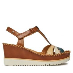 Sandały Pikolinos. Brązowe sandały Pikolinos, bez wzorów, bez obcasa, na koturnie, bez zapięcia. Za 549.99 zł.