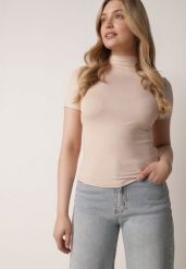 Jasnobeżowy Dopasowany T-shirt z Wiskozy z Golfem Isovera. Brązowe golfy Born2be, m, z aplikacjami, z materiału, bez ramiączek. Za 59.99 zł.