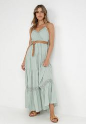 Miętowa Sukienka z Paskiem Maerea. Zielone sukienki Born2be, na lato, l, bez wzorów, z koronki, boho, bez kołnierzyka, bez ramiączek, maxi, kopertowe. Za 129.99 zł.