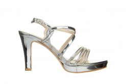 Sandały Bayla-187 557-750 Silver 187089, Srebrny, Skóra ekologiczna - 39. Szare sandały Bayla, bez wzorów, z lakierowanej skóry, bez obcasa, na platformie, bez zapięcia. W wyprzedaży za 170.10 zł.