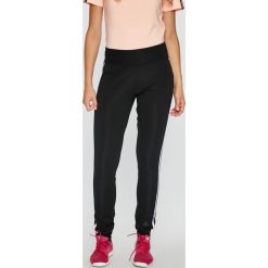 Adidas Performance - Spodnie. Spodnie dresowe adidas Performance. W wyprzedaży za 159.90 zł.