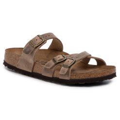 Klapki Birkenstock. Brązowe klapki Birkenstock, bez wzorów, bez obcasa. Za 499.99 zł.