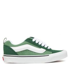 Tenisówki Vans. Zielone trampki Vans, bez wzorów, bez zapięcia. Za 399.99 zł.