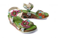 LAURA VITA 0006693 BONITO 13 vert, sandały damskie. Zielone sandały Laura Vita, bez wzorów, bez obcasa, na koturnie, bez zapięcia. Za 419.90 zł.