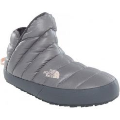 The North Face Kapcie W Thermoball Traction Bootie Shiny Frost Gre 39. Obuwie domowe marki The North Face. W wyprzedaży za 159.00 zł.