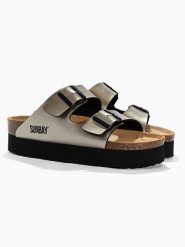 Sunbay Klapki w kolorze złotym rozmiar: 38. Żółte klapki Sunbay, bez wzorów, z otwartym noskiem, bez obcasa. Za 167.45 zł.
