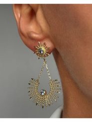 Les Petites Précieuses Pozłacane kolczyki-wkrętki z cyrkoniami rozmiar: onesize. Niebieskie kolczyki Les Petites Précieuses, z cyrkonią, pozłacane. Za 173.99 zł.