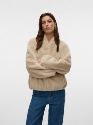 Vero Moda Kurtka "VMSONJALIGA" w kolorze beżowym ze sztucznego futerka rozmiar: XS. Brązowe kurtki Vero Moda, xs, bez wzorów, bez kaptura. Za 165.99 zł.