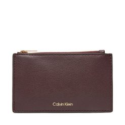 Duży Portfel Damski Calvin Klein. Czerwone portfele Calvin Klein, bez wzorów. Za 259.99 zł.