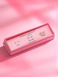 Created with Love 3-częściowy zestaw kolczyków-wkrętek "Bright" z cyrkoniami rozmiar: onesize. Żółte kolczyki Created with Love, z cyrkonią, z mosiądzu. Za 56.99 zł.