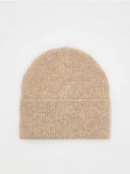 Czapka beanie - beżowy. Brązowe czapki Reserved, bez wzorów. Za 49.99 zł.