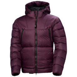 Kurtka narciarska Helly Hansen W22 Arc. Fioletowe kurtki narciarskie Helly Hansen, bez wzorów, z puchu, bez kaptura, narciarskie. W wyprzedaży za 1,914.00 zł.