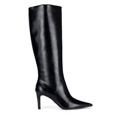 Kozaki Nine West. Czarne kozaki Nine West, bez obcasa, na szpilce, bez zapięcia. Za 329.99 zł.