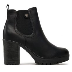Botki Refresh. Czarne botki Refresh, bez wzorów, bez obcasa, na słupku, bez zapięcia. Za 279.99 zł.
