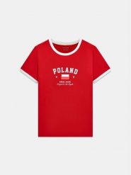 Guess Jeans T-Shirt 183096 Czerwony Classic Fit. Czerwone t-shirty Guess Jeans, s, z aplikacjami, z jeansu, bez kołnierzyka, bez ramiączek. Za 159.99 zł.